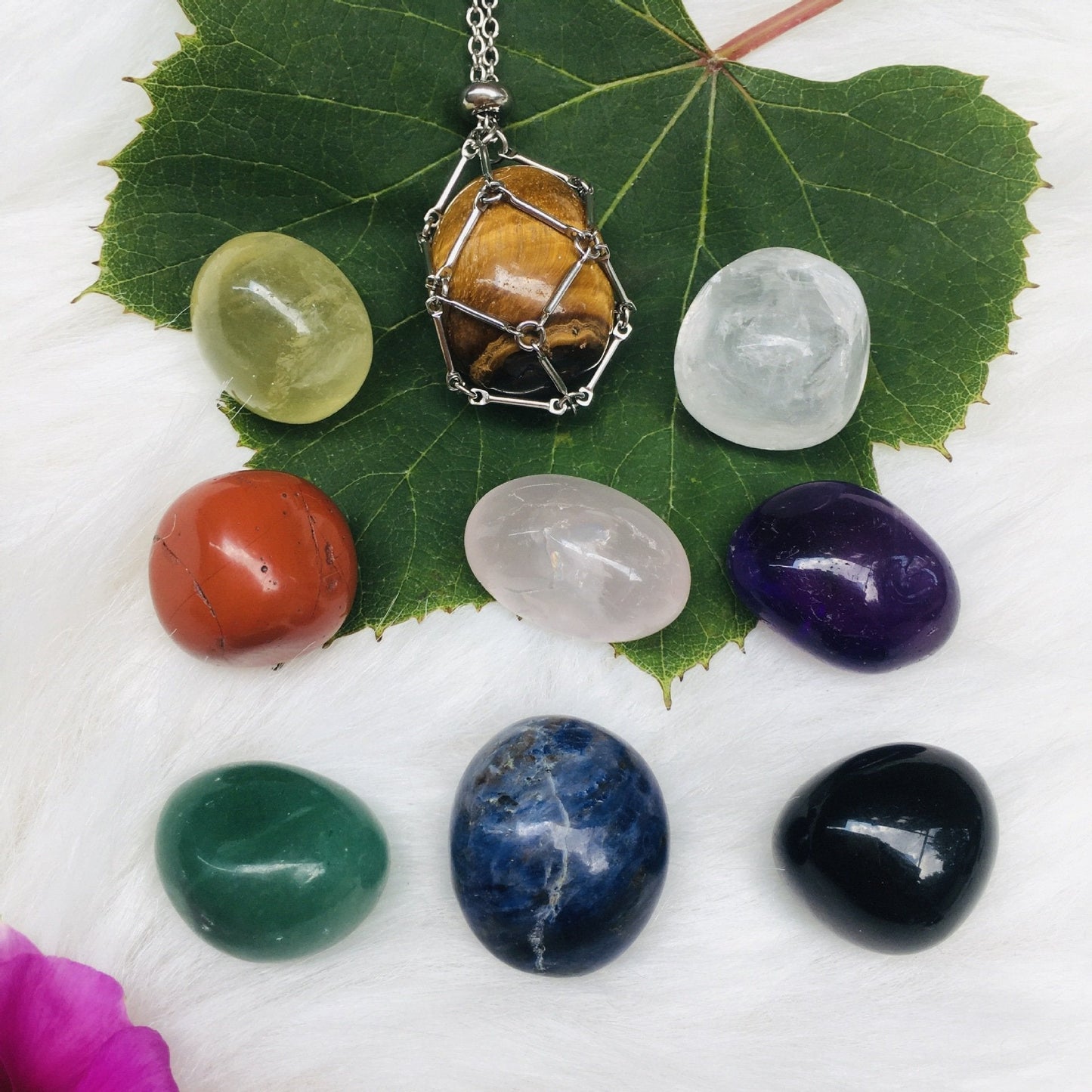 🎁Crystal Necklace🌟 Free (Crystal) Gift Included