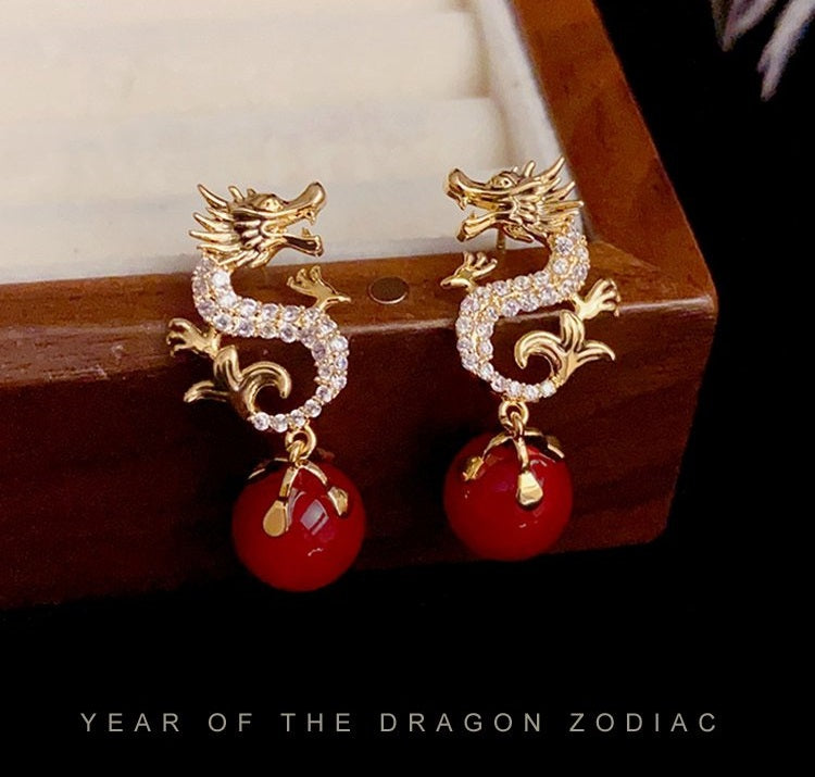 Dragon Hanging Bead Earrings -- （Have one's wishes come true！）