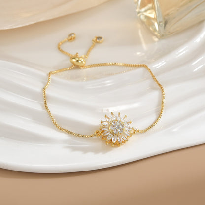 Elegant and Exquisite Sunflower Necklace with Premium Feel