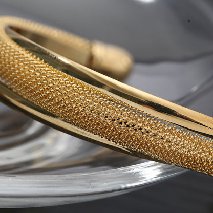 Shiny diamond butterfly mesh watch