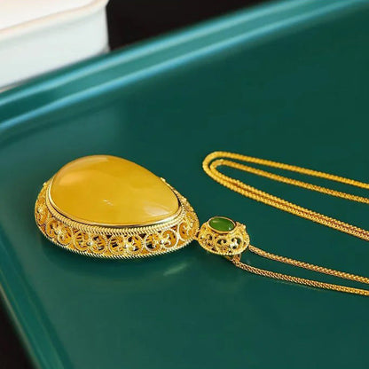 🔥Elegant Lucky Flower Pendant Necklace