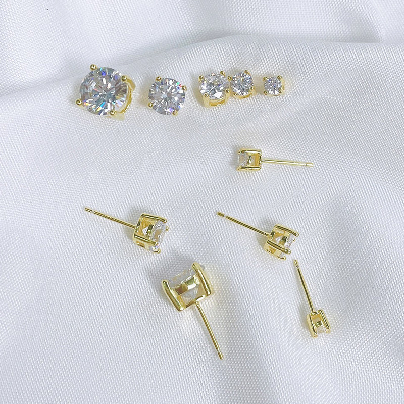👸Sparkling Moissanite Round Stud Earrings