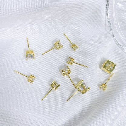 👸Sparkling Moissanite Round Stud Earrings