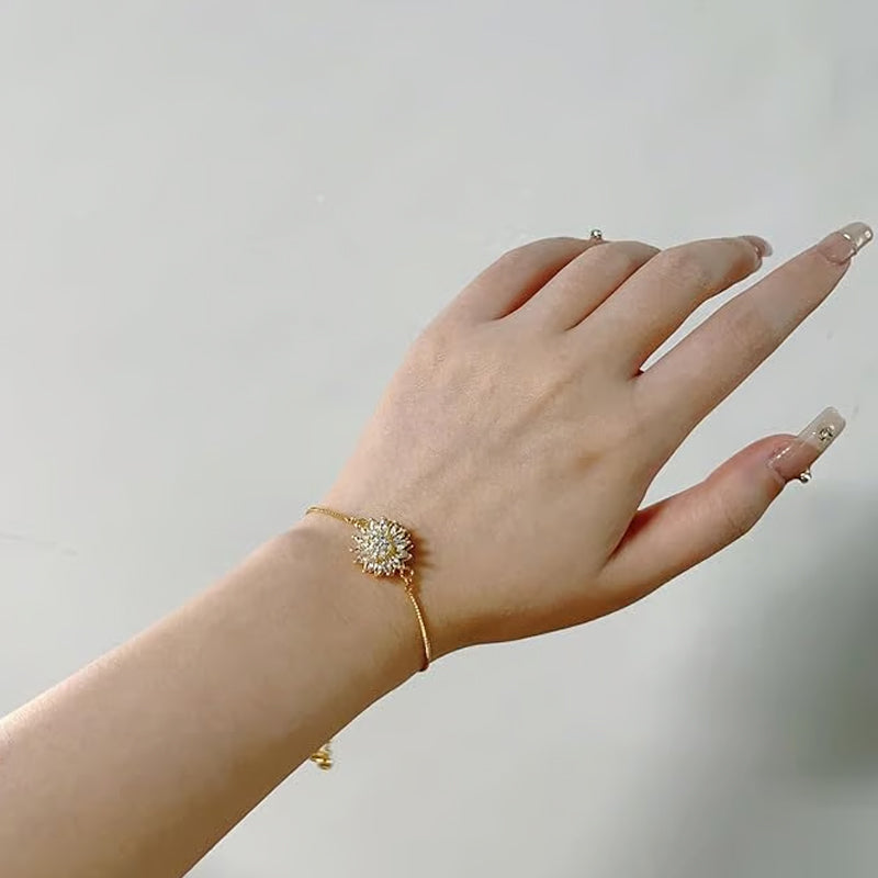 Elegant and Exquisite Sunflower Necklace with Premium Feel