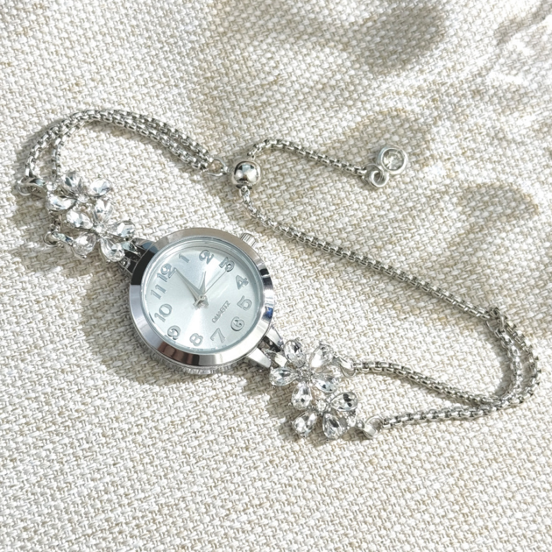 Rhinestone Decorated Minimalist Bracelet Watch