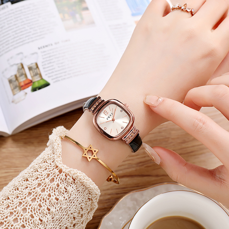 Swiss New Ultra-thin Square Fashion Casual Ladies Quartz Watch