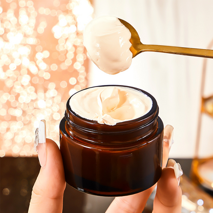 Illuminating Cream With Herbal Extracts