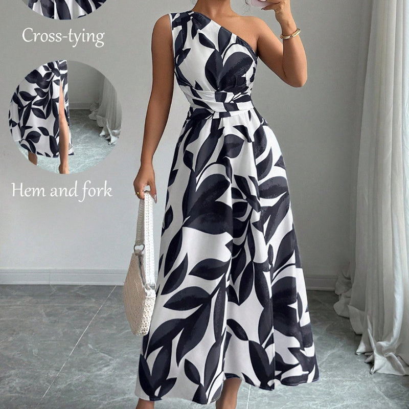 One-Shoulder Leaf Print A-Line Maxi Dress