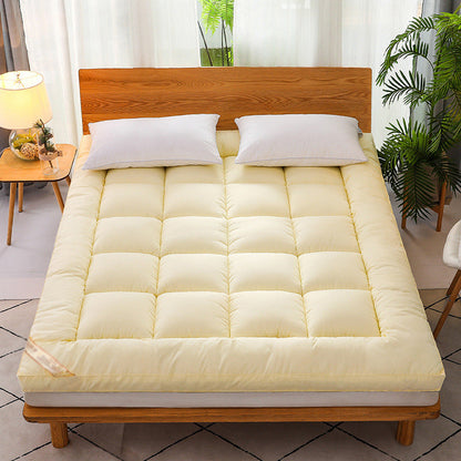 Soft Quilted Mattress Topper 🛏️ A Cloud-Like Layer of Comfort – Drift Off in Softness, Wake Up Refreshed ✨