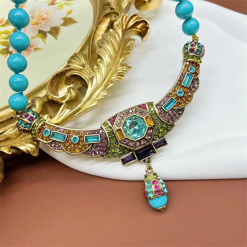 Medieval Jewelry Stone Turquoise Necklace Retro Light Luxury Necklace