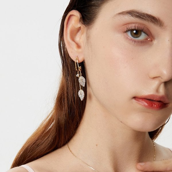 Natural shell zircon earrings