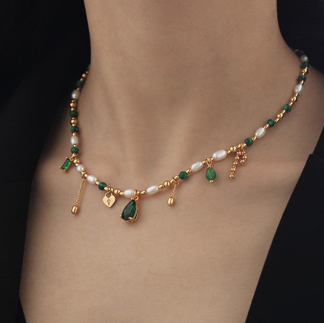 Vintage Elegant Pearl Emerald Tassel Necklace